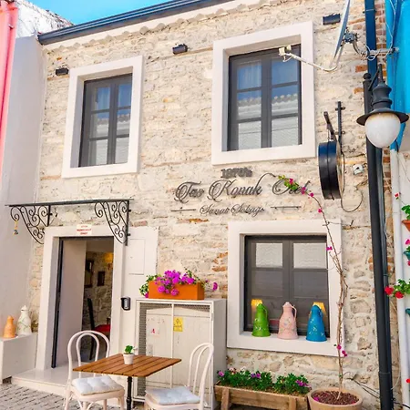 Hotel 1870's Tas - Sanat Sokagi Izmir