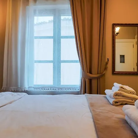 Hotel 1870's Tas - Sanat Sokagi Izmir