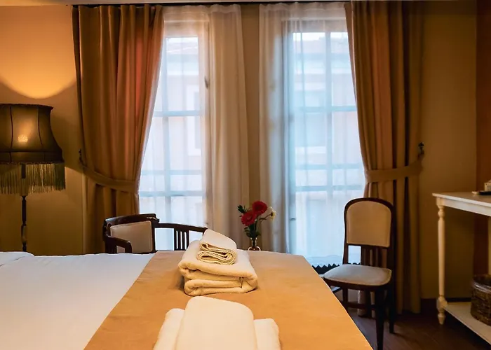 1870's Tas - Sanat Sokagi イズミル